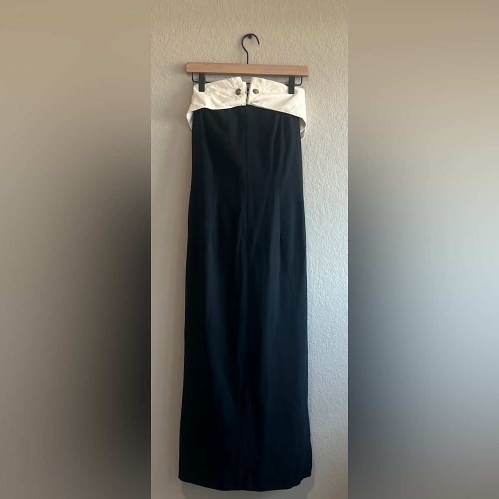 Joseph Ribkoff Vintage Black and White off shoulder dress size 12